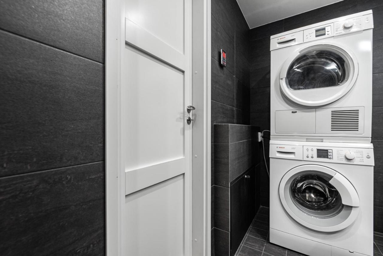 Airhome - Black&White Tallin Exterior foto